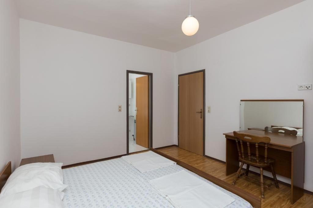 Rooms Villa Basica Saplunara Oda fotoğraf