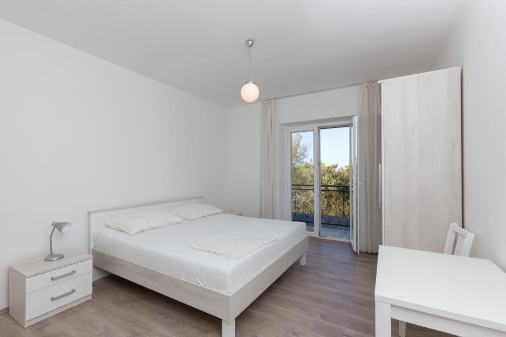 Rooms Villa Basica Saplunara Oda fotoğraf