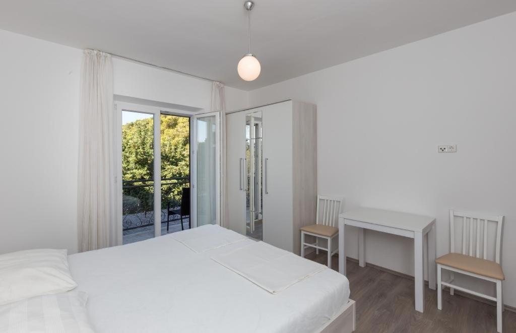 Rooms Villa Basica Saplunara Oda fotoğraf